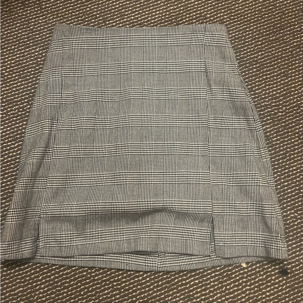 Brandy Melville one size black and white skirt